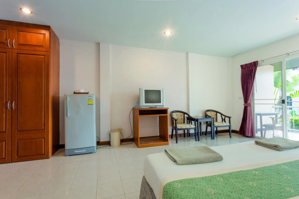 Surin Sunset Hotel - SHA