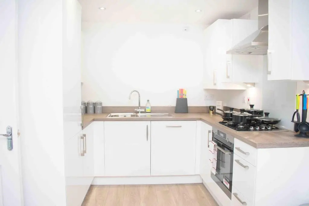 EXOTICSTAY Apartments - New Build - Ultra Luxe 1 bedroom apartment - Smart 4K TV With Ultrafast WiFi & Netflix - City Centre