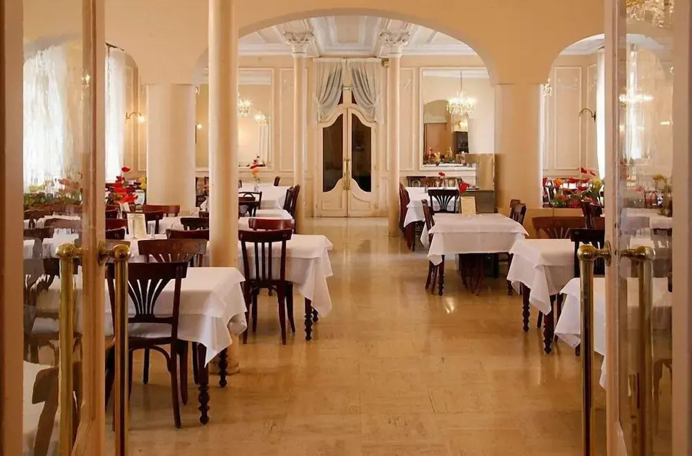 Hôtel Métropole