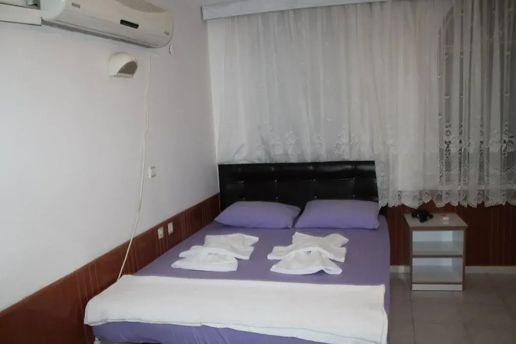 Voyager Hotel