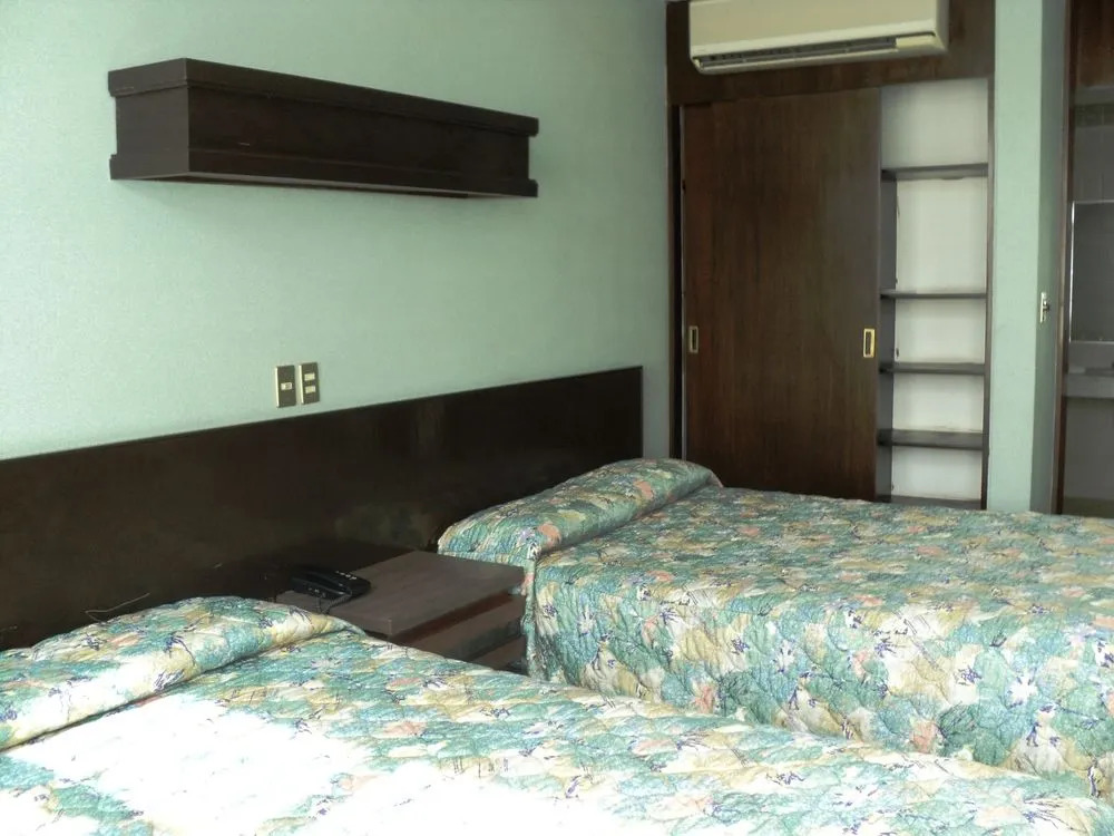 Hotel Mary Celaya