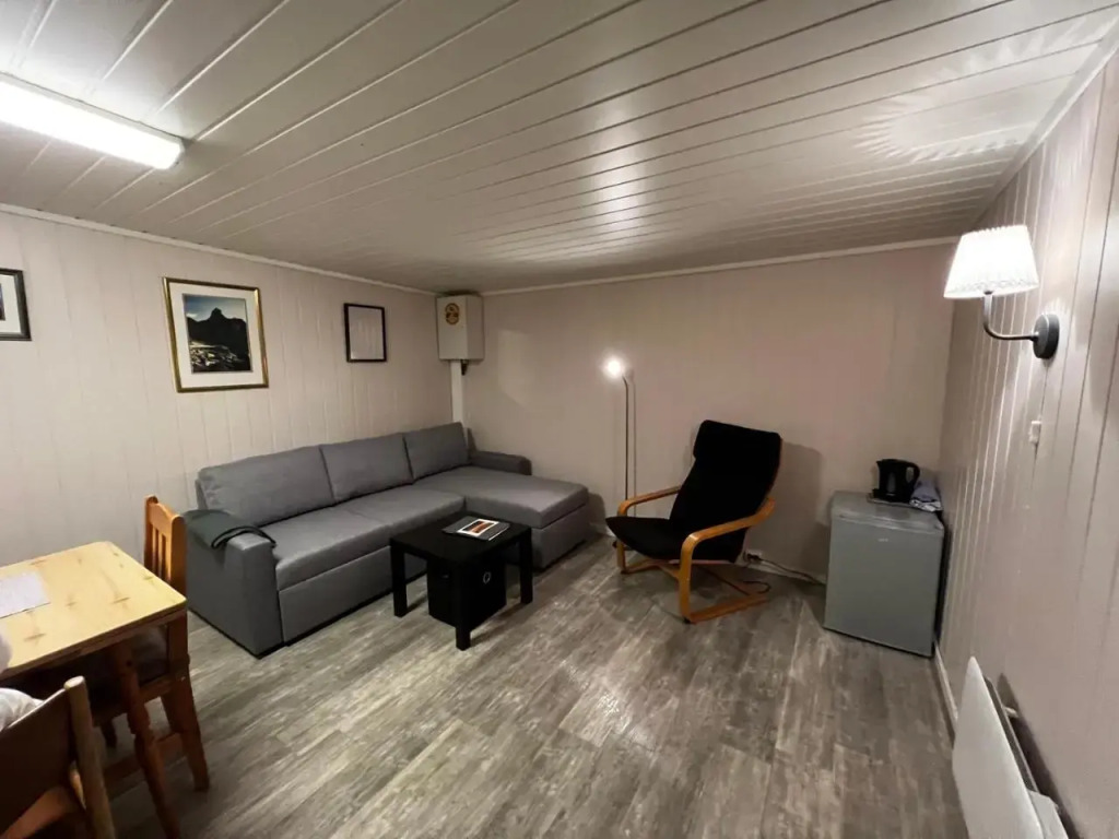Midnattsol rom og hytter