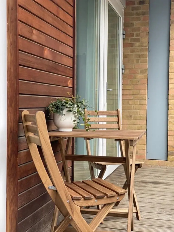 Nest Easy - Nine Elms
