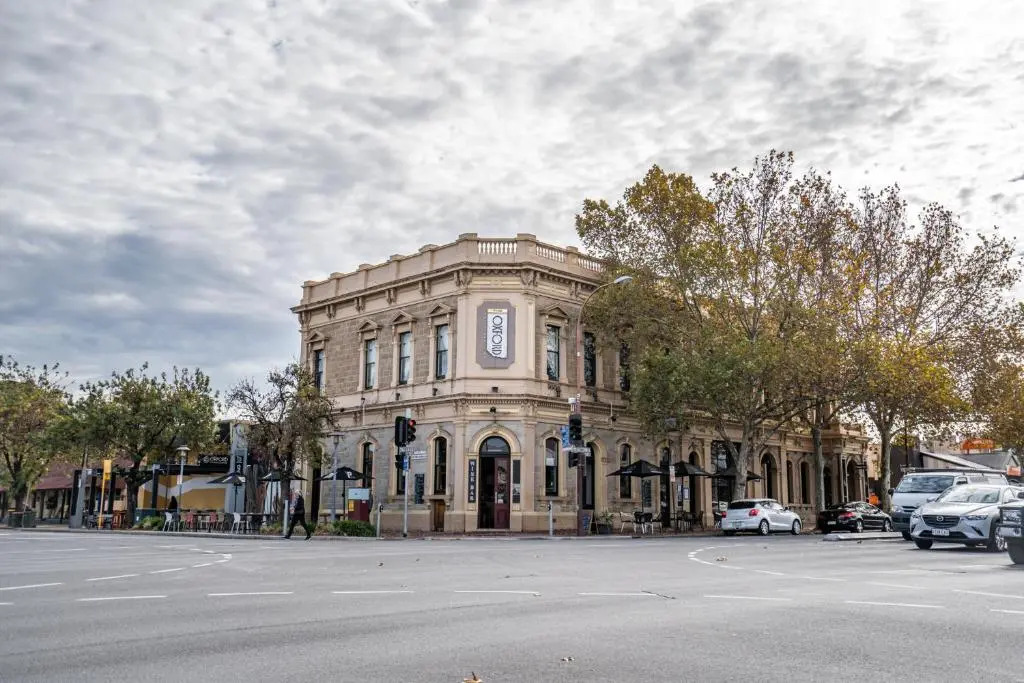 Archer St Heart of North Adelaide Balcony 65TV