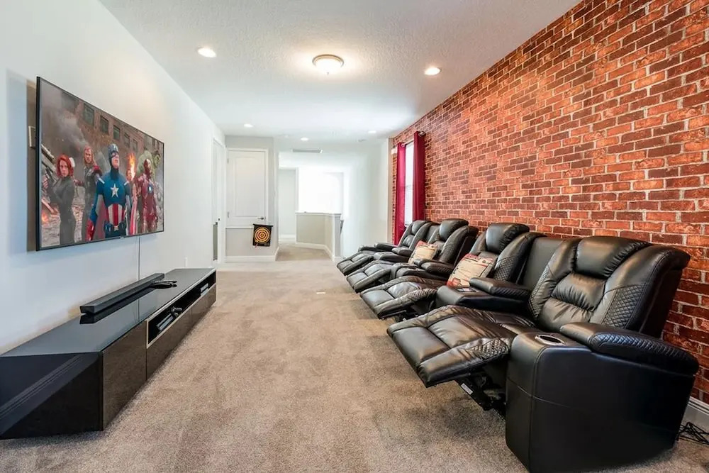 Spacious 9Bd near Disney with Pool - Family Dream