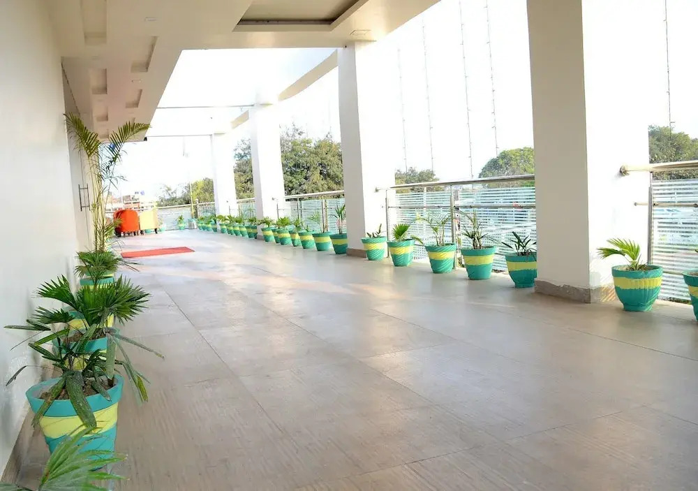 Vaishnavi Clarks Inn Buxar