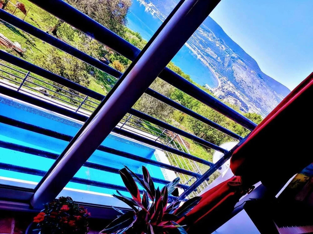 Superb Breathtaking Views 3bedroom All Day Sun