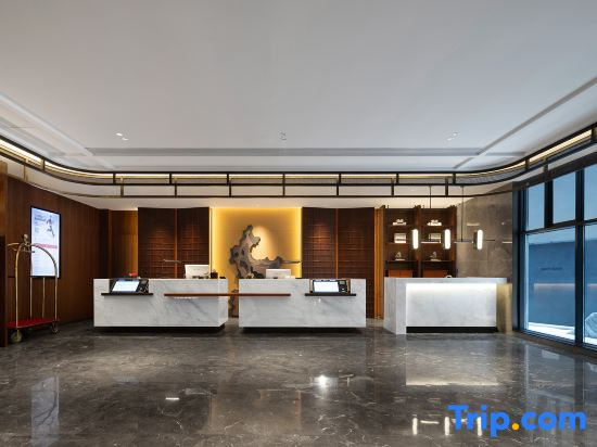 ROYGEM Hotel (Wuyi Square, Yaoling & 2nd Xiangya Station, Changsha)