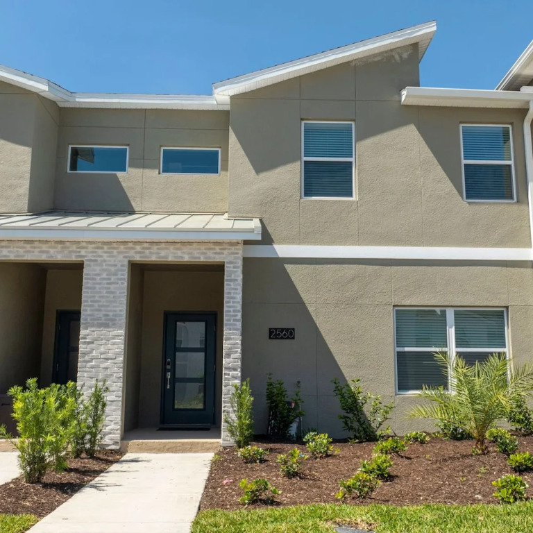 4Bd Close to Disney With Pool at Storey Lake 2560