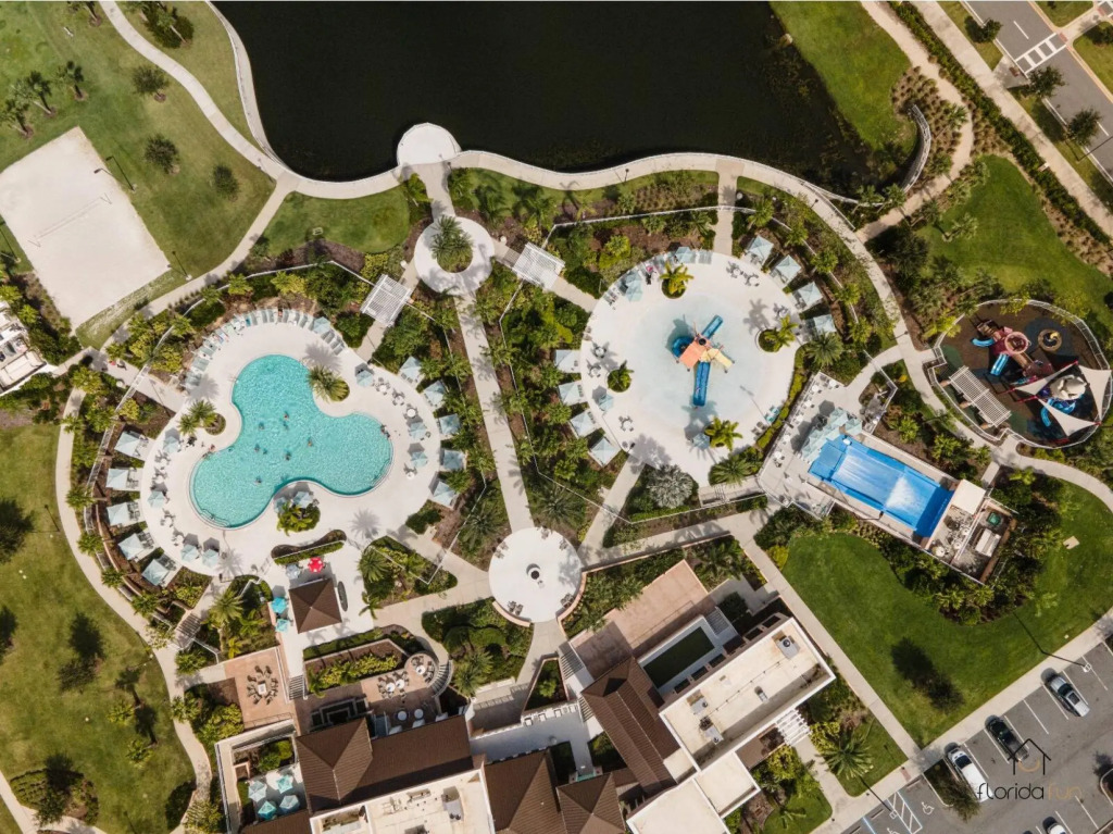 Amazing 6 bedrooms at SOLARA RESORT!