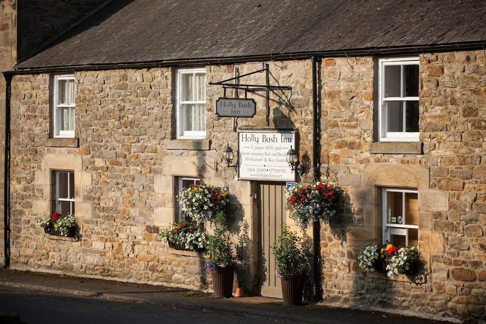 Hollybush Inn