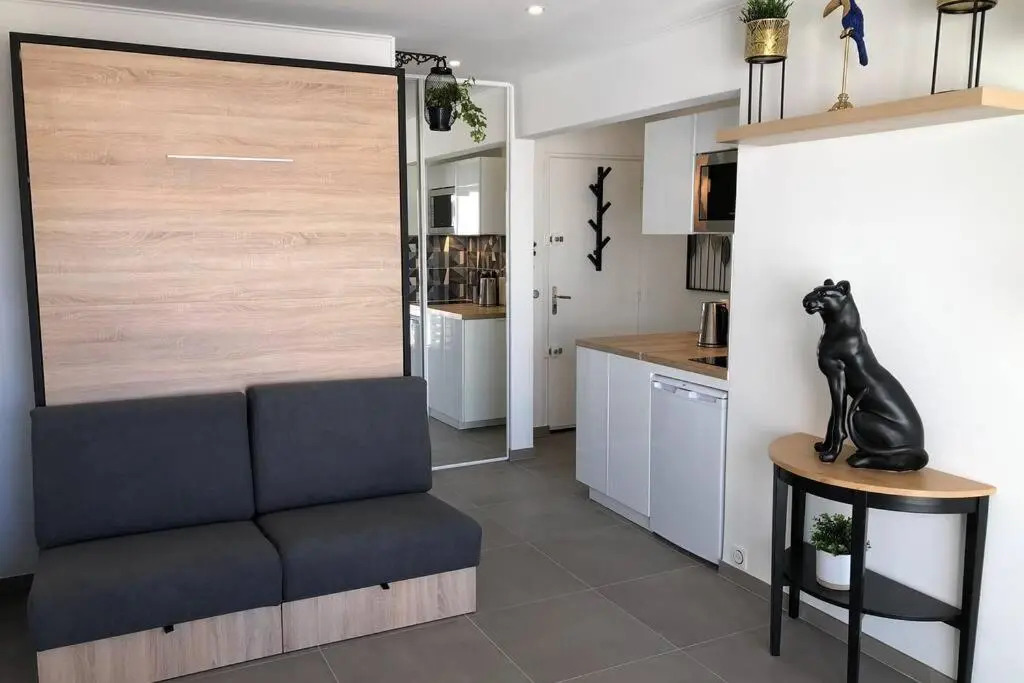 Appartement vue mer et port, refait a neuf pour vous ! Climatisé