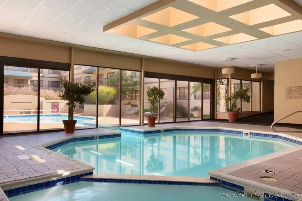 Best Western Plus Miamisburg-Dayton Suites, Banquets & Hotel