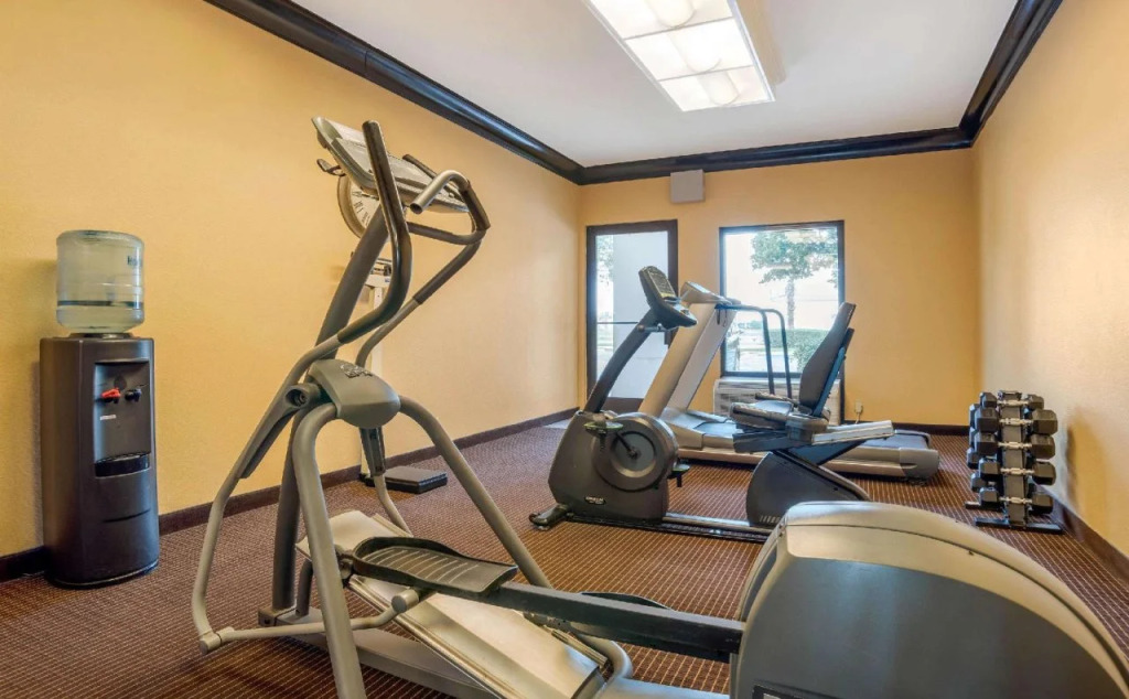 Econo Lodge Inn & Suites Foley-North Gulf Shores