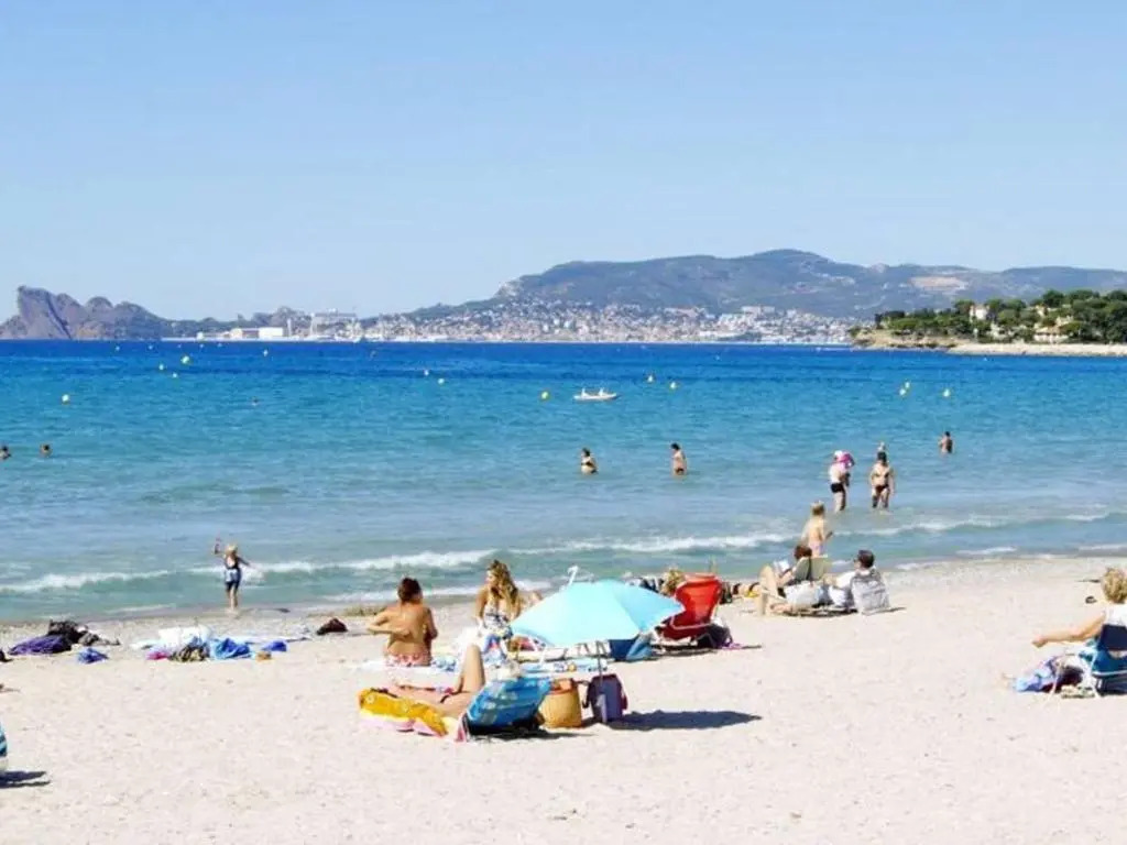 Appartement Six-Fours-les-Plages, 2 pièces, 4 personnes - FR-1-316-244
