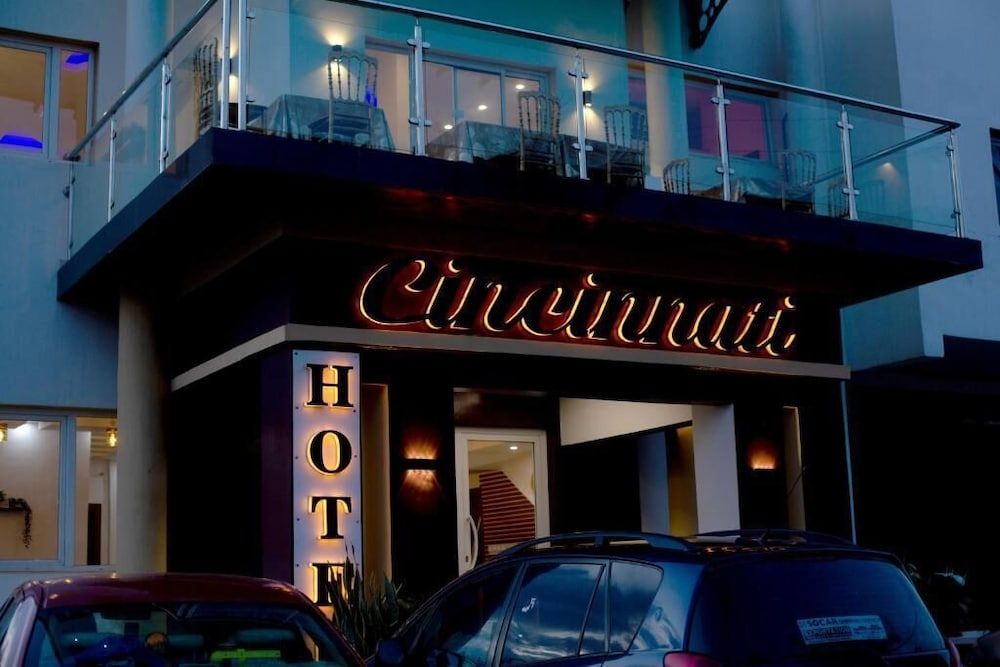 CINCINNATI HOTEL YAOUNDE