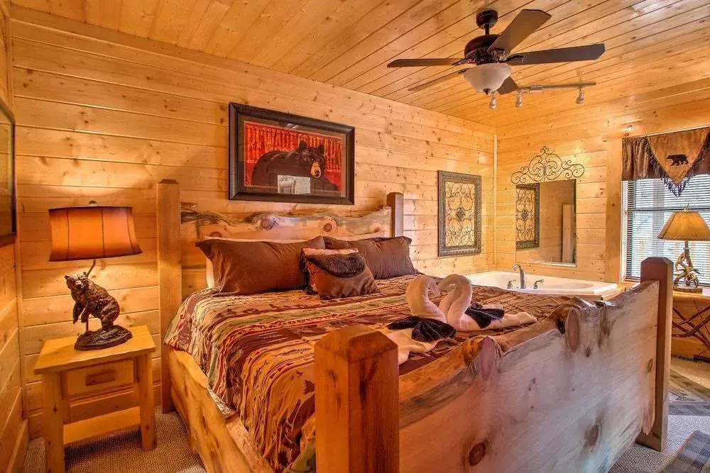 Above The Rest 3 Bedrooms 3 Bathrooms Cabin