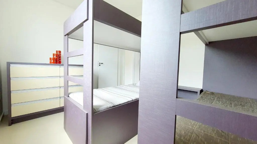 Residencial Renata - Apartamento na Praia de Palmas - 3 dormitórios a 300m da Praia