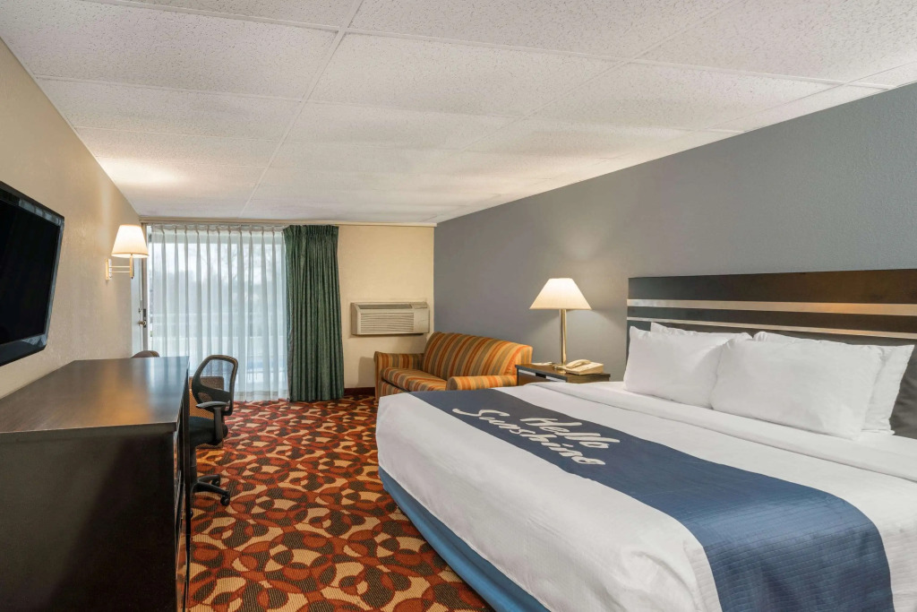 Days Inn By Wyndham Carlisle North
