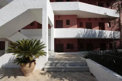 Alexandros Apartments