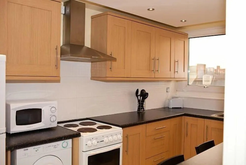 Victoria Centre Apartments & Annexe