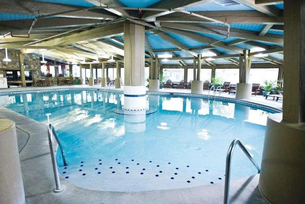 Lake Lawn Resort