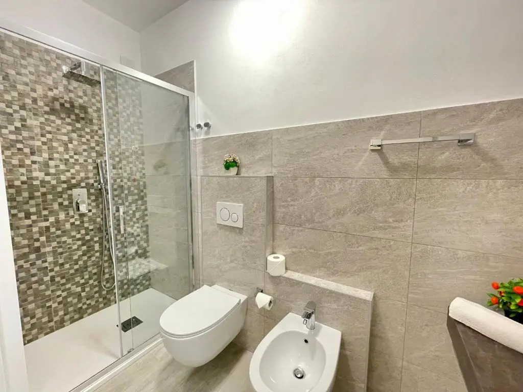 Ida Palace, new Deluxe Seafront Apartment