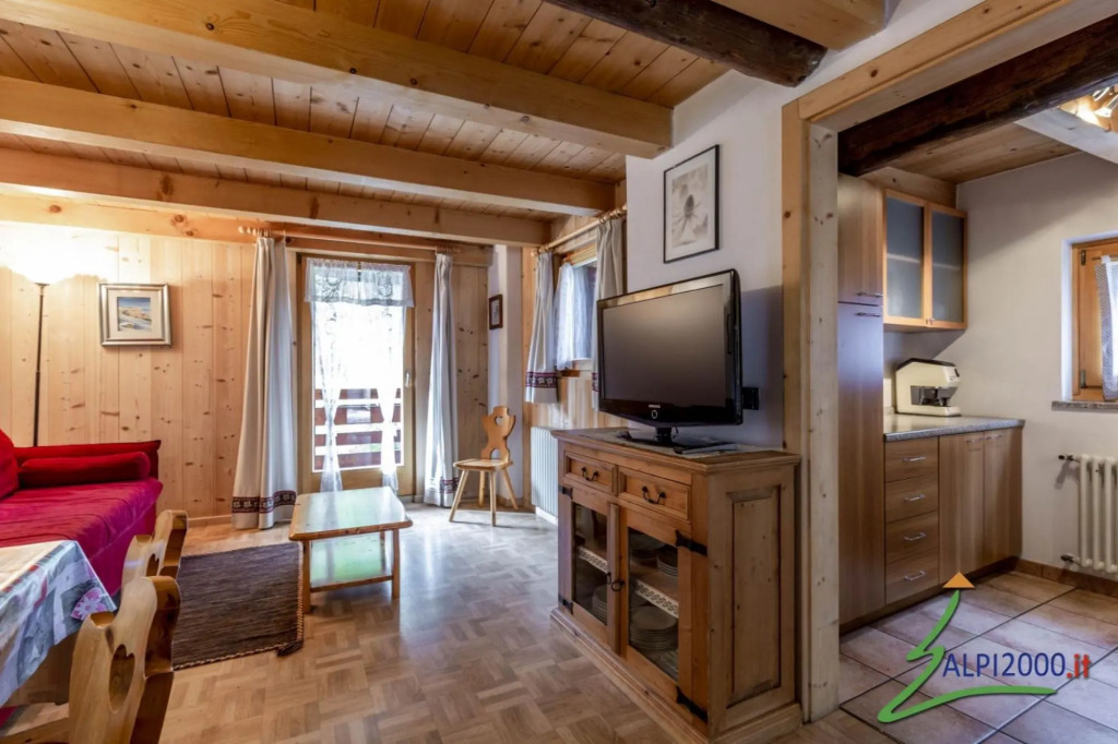 Faber, Three Room Apartment. -360 Faber
