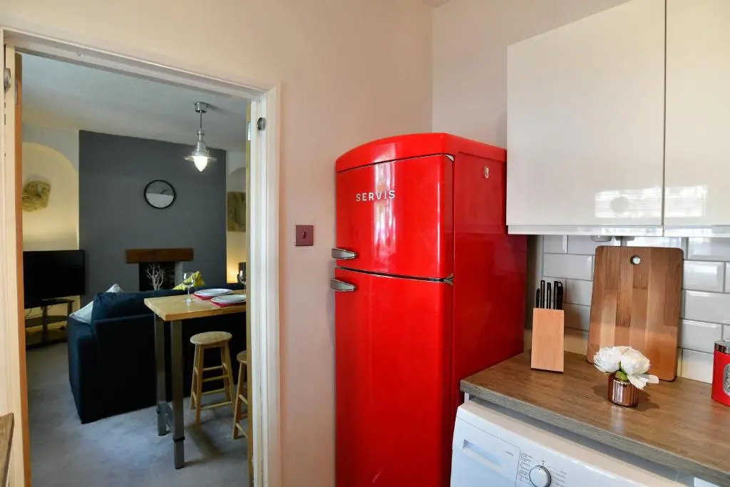 31 Cambrian Place, Swansea - Guest Homes