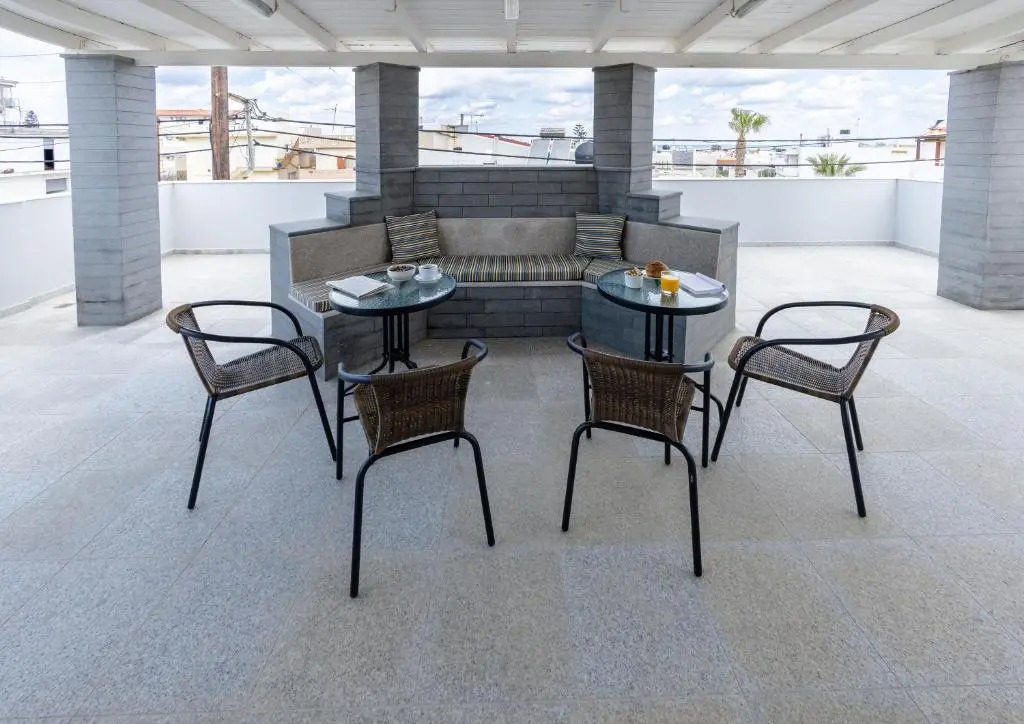 Astron Aparthotel by Estia