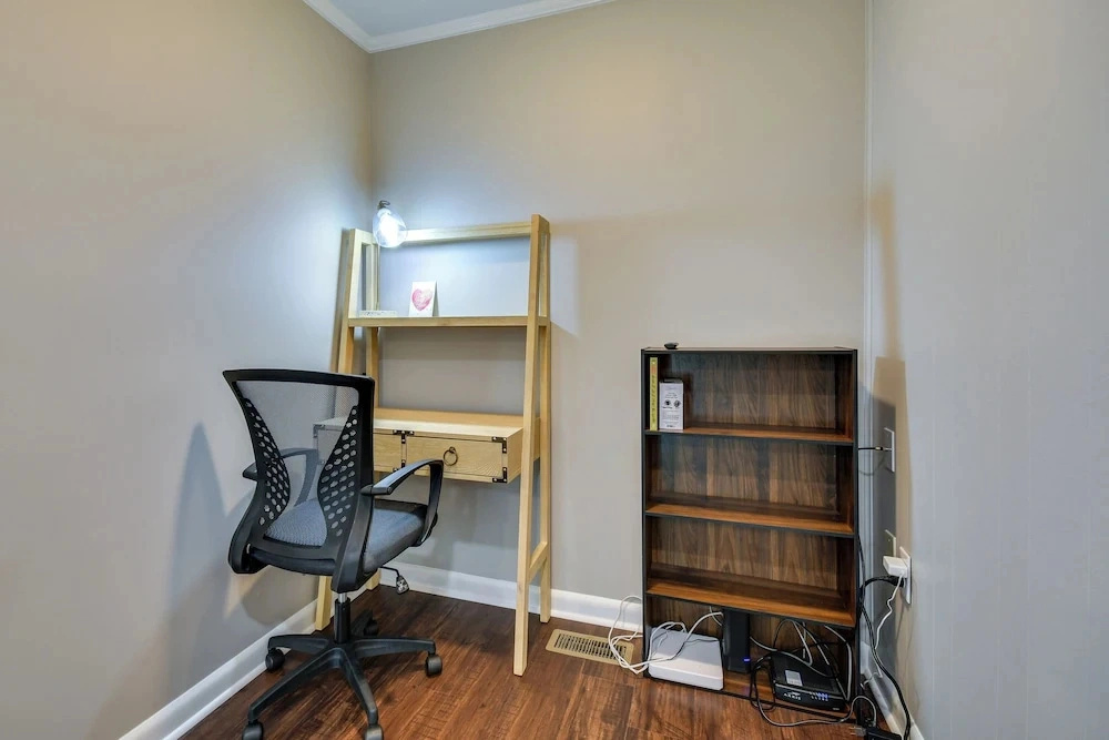 Family-friendly Tuskegee Home: 3 Mi to University
