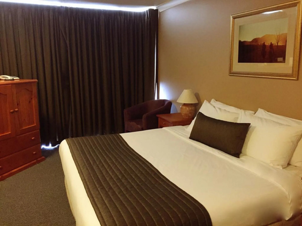 The Man from Snowy River Hotel
