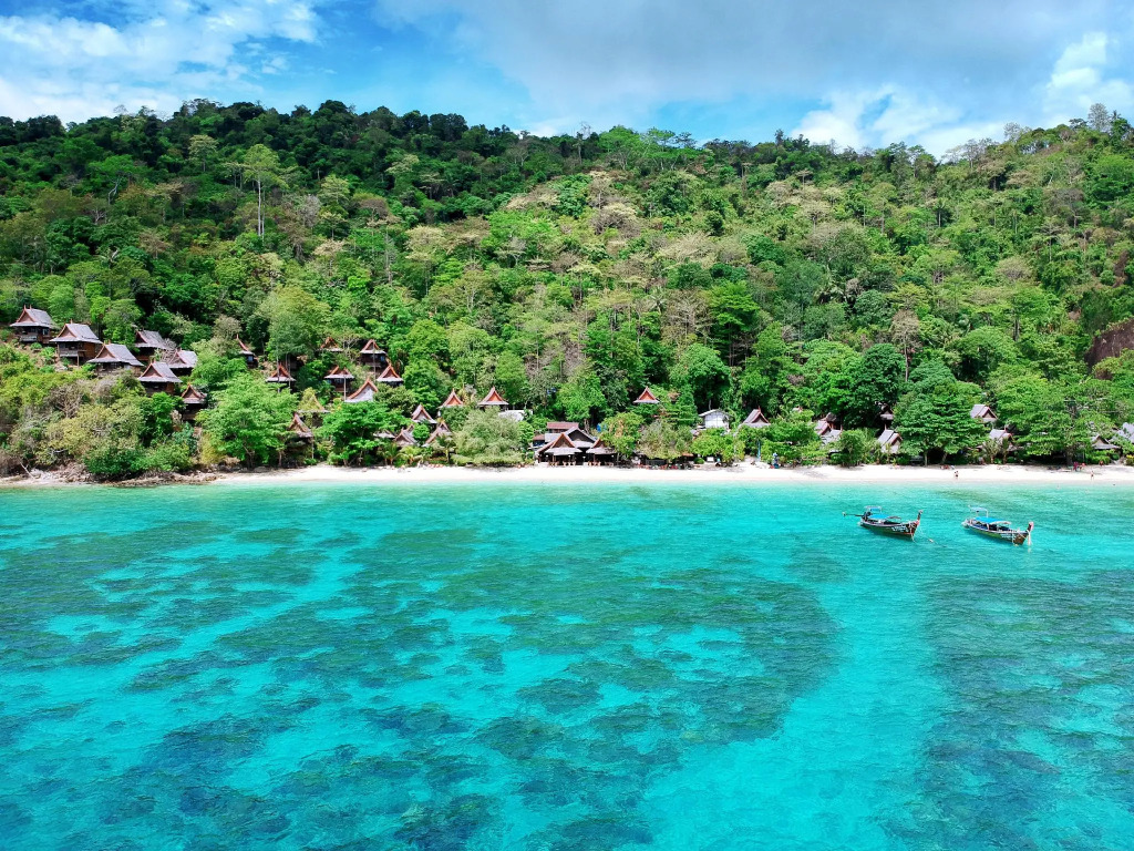 Phi Phi Relax Beach Resort