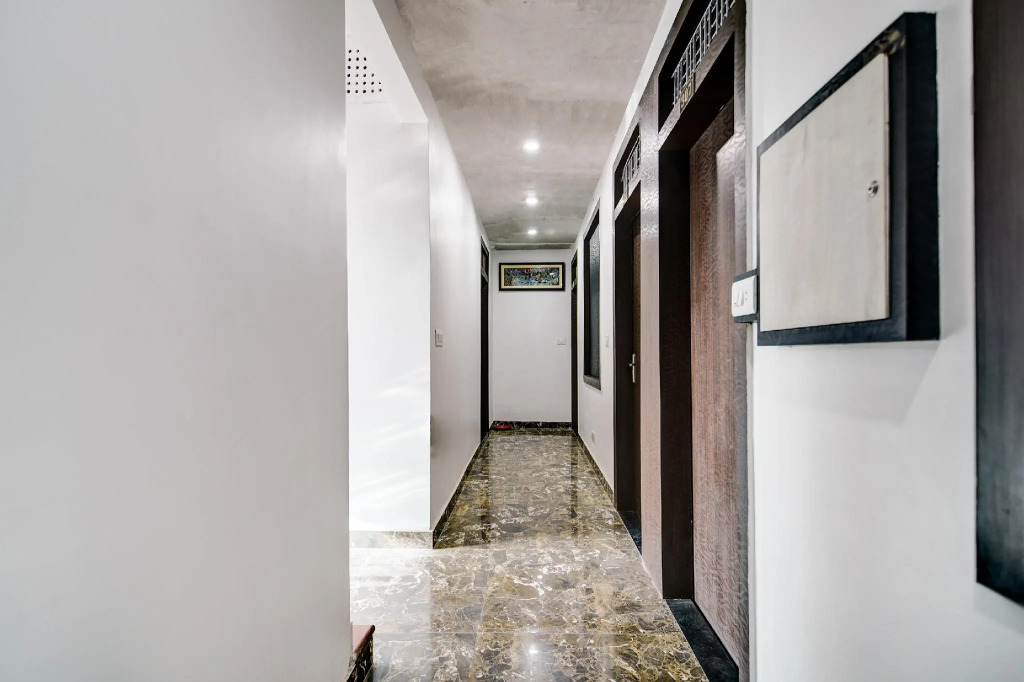 Capital O 38853 S Sumangalam Palace