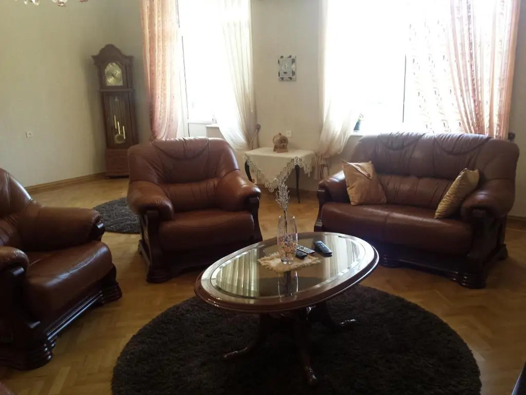 Люкс Апартаменты в центре / Apartment in the Centre