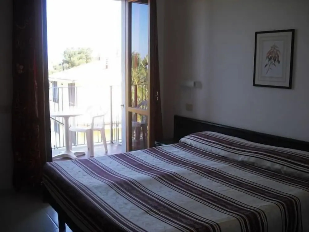 VILLA PADULELLA 8&2, Emma Villas