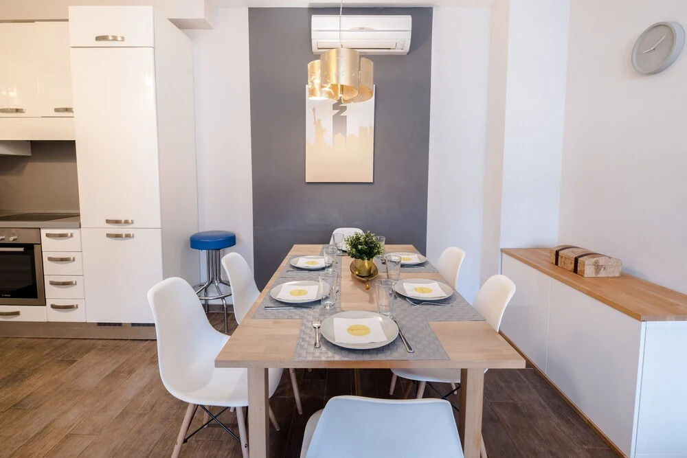 Budapest Easy Flat - Penthouse Basilica