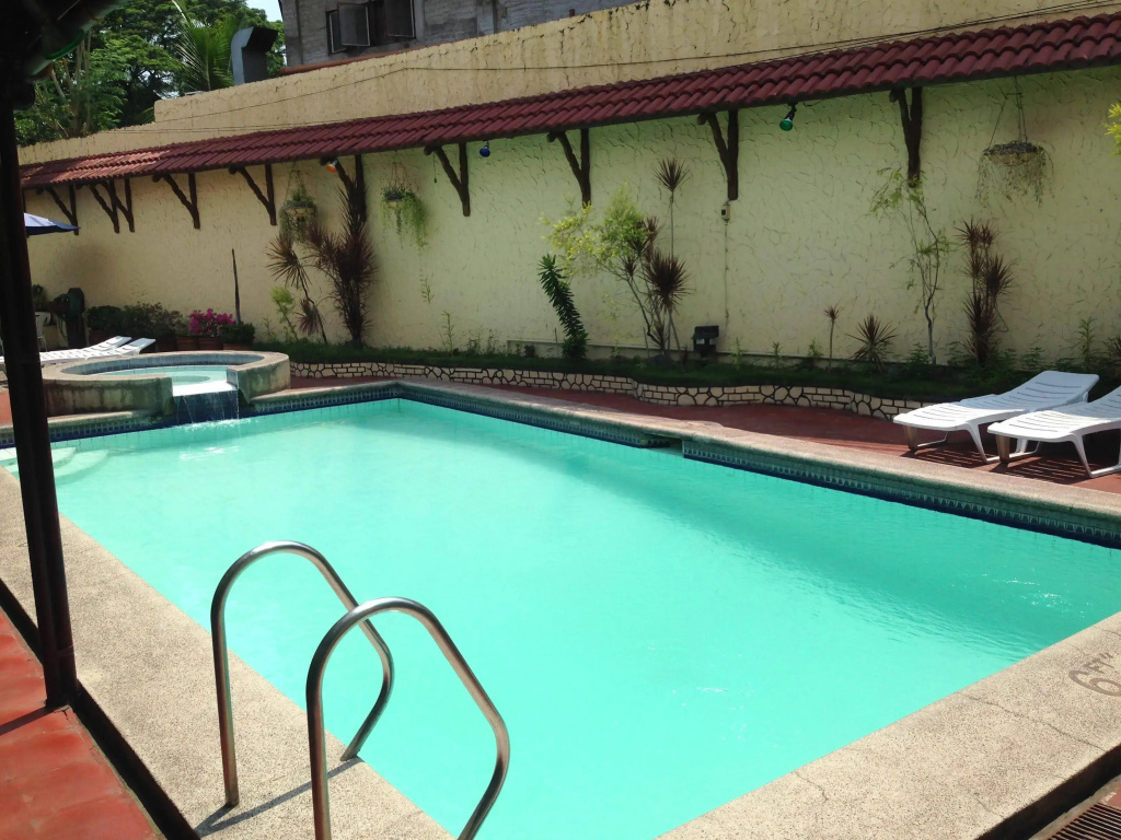 Phoenix Hotel