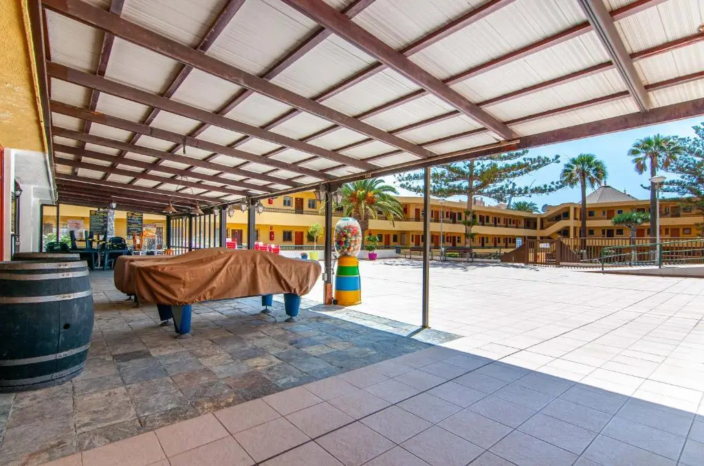 Torres del Sol Beach Front Apartment PH06