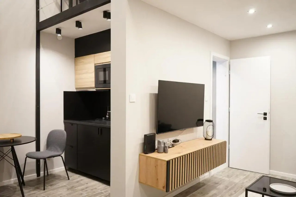 K87- Boutique Apartments, Best Location. By BQA
