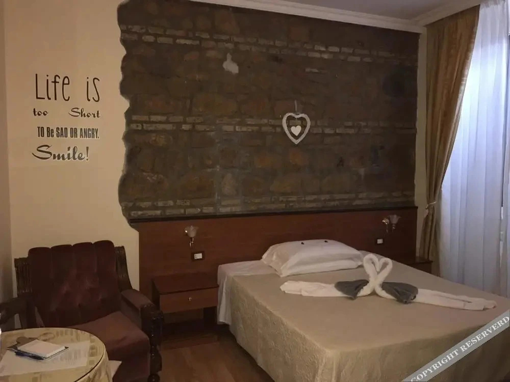 Guest House 64