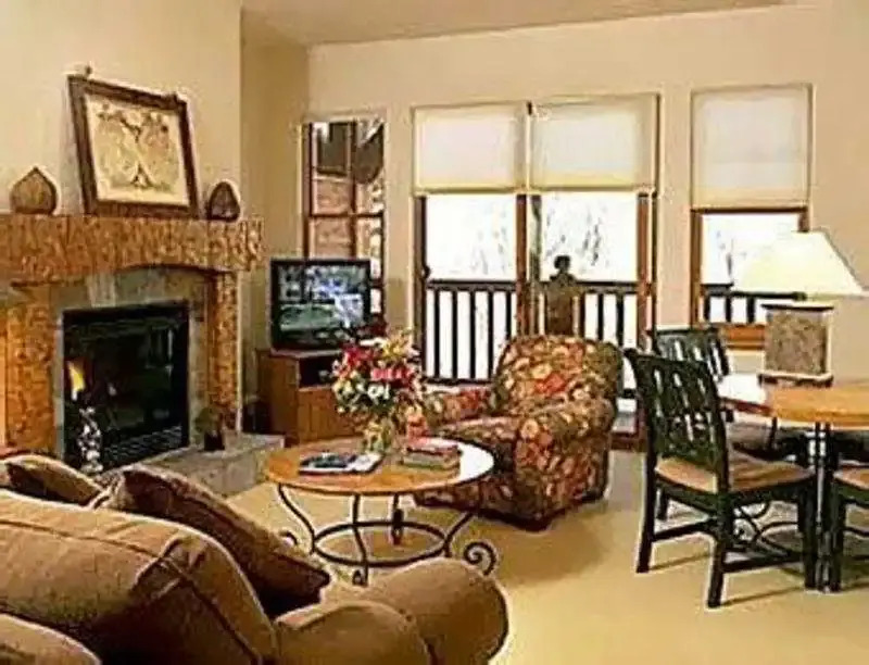 Seasons at Avon 520