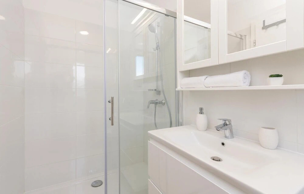 Nice Home in Verunic With Outdoor Swimming Pool, Wifi and 5 Bedrooms