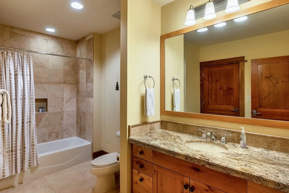 New Listing! Luxury Northstar Ge Penthouse 3 Bedroom Condo