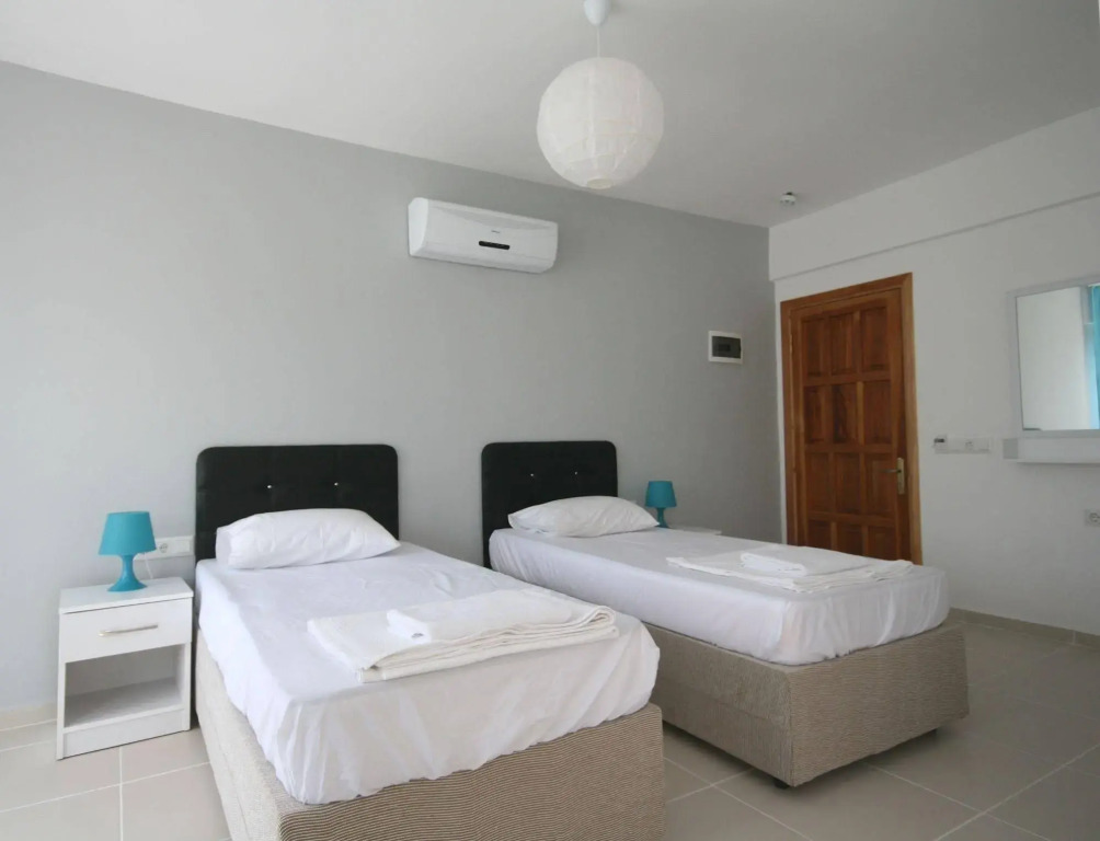 Himm Hotel