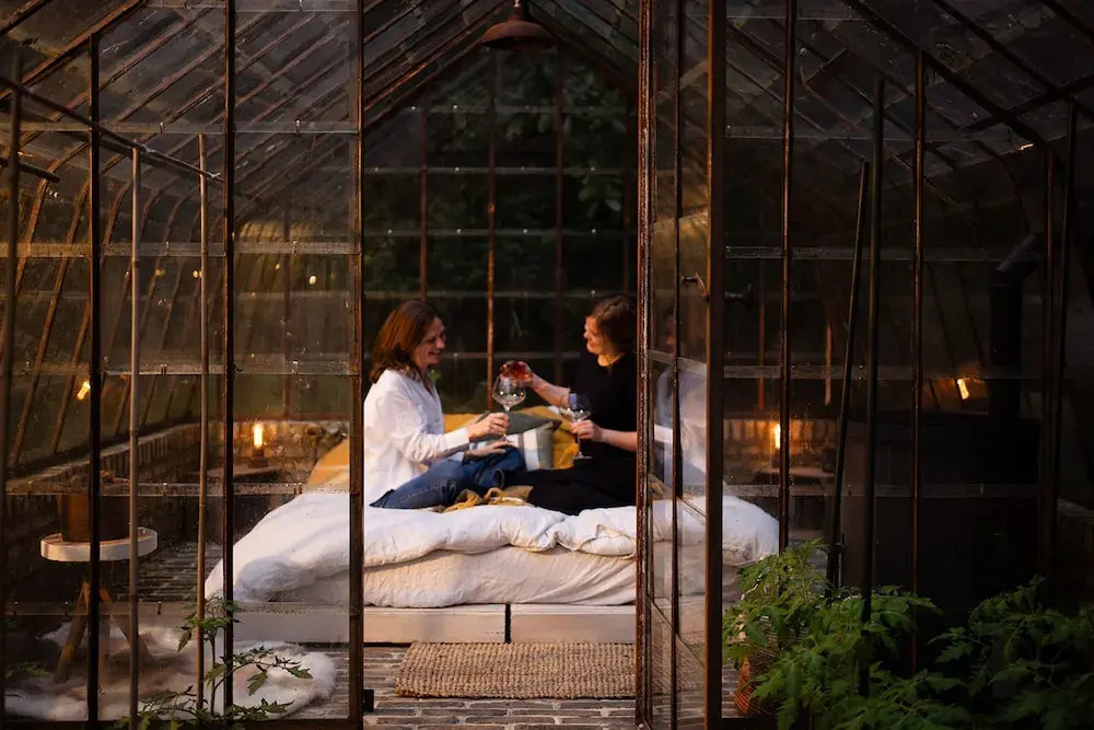 La Petite For t Antique Countryside Greenhouse