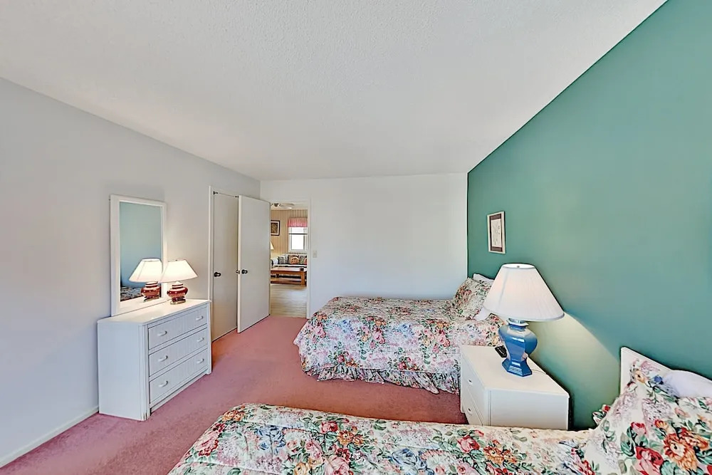 1summect 3 Bedroom Cottage