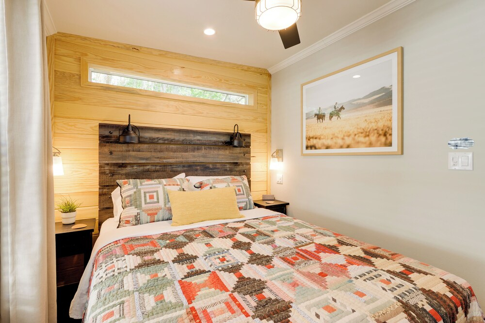 Rodeo Thrills & Backyard Bbqs! Lake Wales Retreat