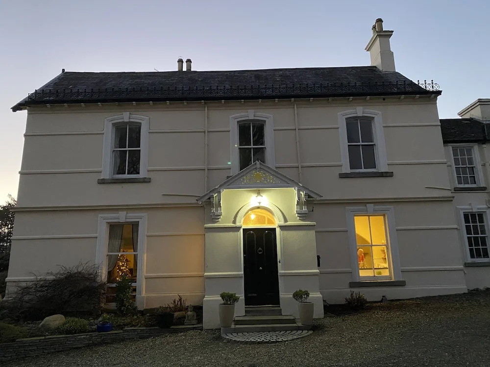 Sennen House