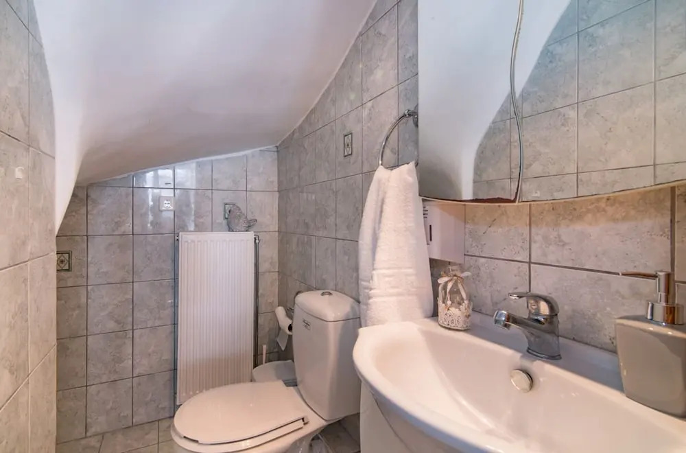 Coastal Paradise Found - Komis Private Pool Retreat